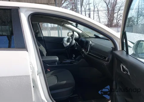 2024 Kia Sportage Lx from USA, damaged, VIN KNDPUCDF8R7319069